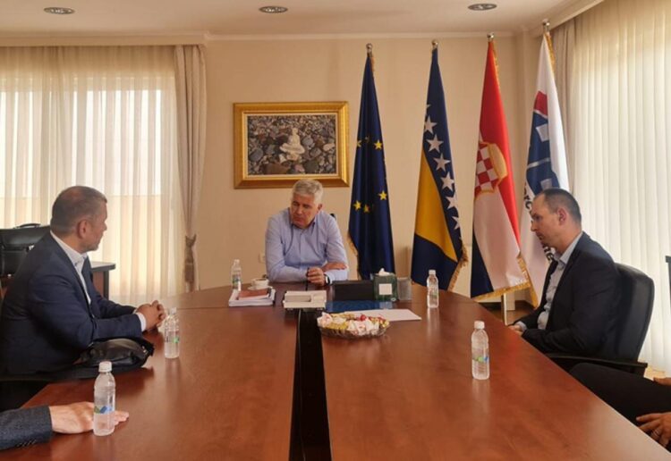 Čović: Mladim liječnicima se mora osigurati standard da bi ostali ovdje