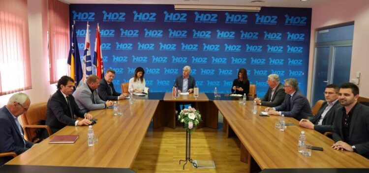Čović i izaslanstvo Županijskog odbora HDZ BiH ŽZH razgovarali o pripremi izbora