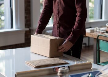 Počinju pojačane kontrole poreznih obveznika koji su koristili usluge “brzih pošta”