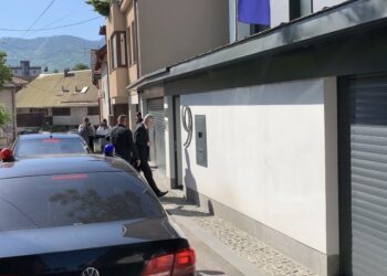 Čović i Izetbegović stigli u rezidenciju Delegacije EU na doručak s Michelom