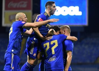 Dinamo lako pobijedio Osijek i došao na korak do titule