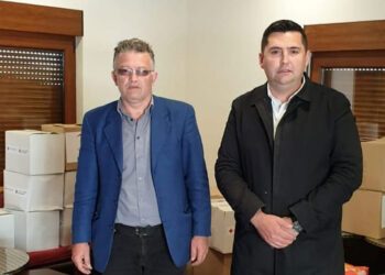 Crveni križ ŽZH podijelio pakete hrane i brašna muslimanskim vjernicima u Ljubuškom