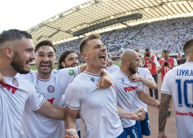 Veliko slavlje na Poljudu: Hajduk svladao Rijeku i osvojio Kup
