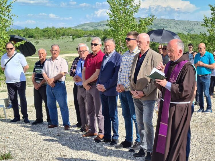 Komemoracija za žrtve Bleiburga i Križnog puta na Groblju mira
