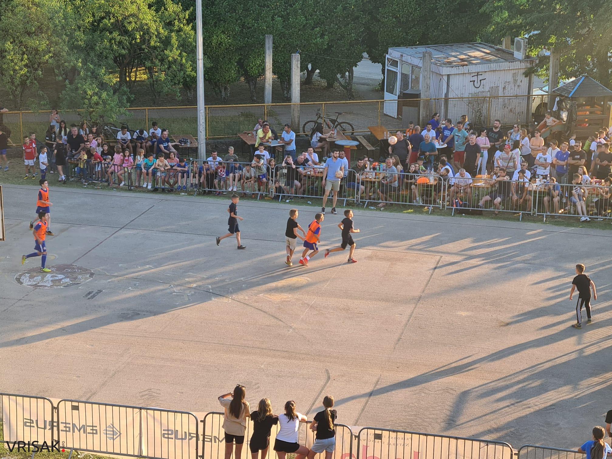 Široki Brijeg: “Ulica protiv ulice” privukla tisuće igrača i navijača