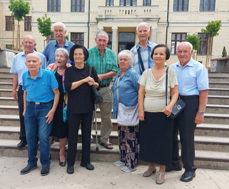 Nekadašnji učenici širokobriješke Gimnazije obilježili su 60 godina mature
