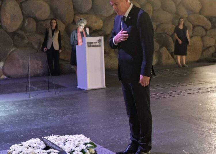 Čović posjetio Yad Vashem; susreo se s Benjaminom Netanyahuom