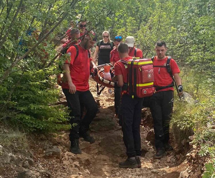 HGSS Čitluk pomogao ozlijeđenoj nizozemskoj državljanki na Križevcu