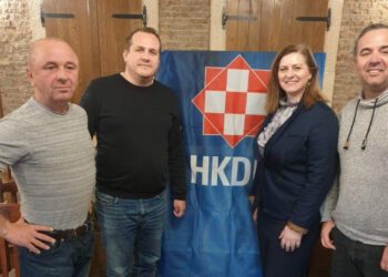 Mladi poduzetnik oteo neumskog općinskog vijećnika: “Strpao ga je u auto i odveo u tvrtku, udarao ga je pištoljem i letvom”