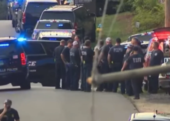 Muškarac upao u crkvu i zapucao po vjernicima, dvoje mrtvih