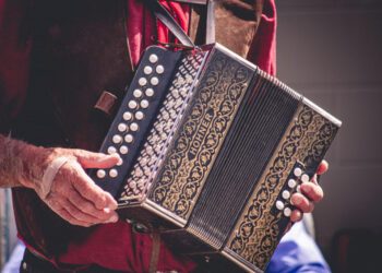 U hrvatskom gradiću tijekom popularne manifestacije zabranjeno puštanje cajki