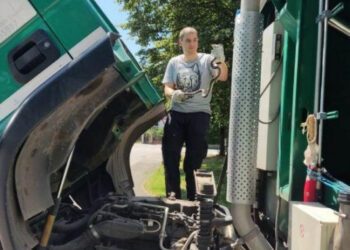 Zagreb: Zmija se ukrcala s radnicima i krenula u čišćenje grada