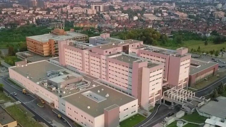 Stigla jeziva dojava o 11 bombi postavljenih u UKC-u RS-a