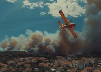 Pogledajte fotografije velikog požara koji je prijetio Puli