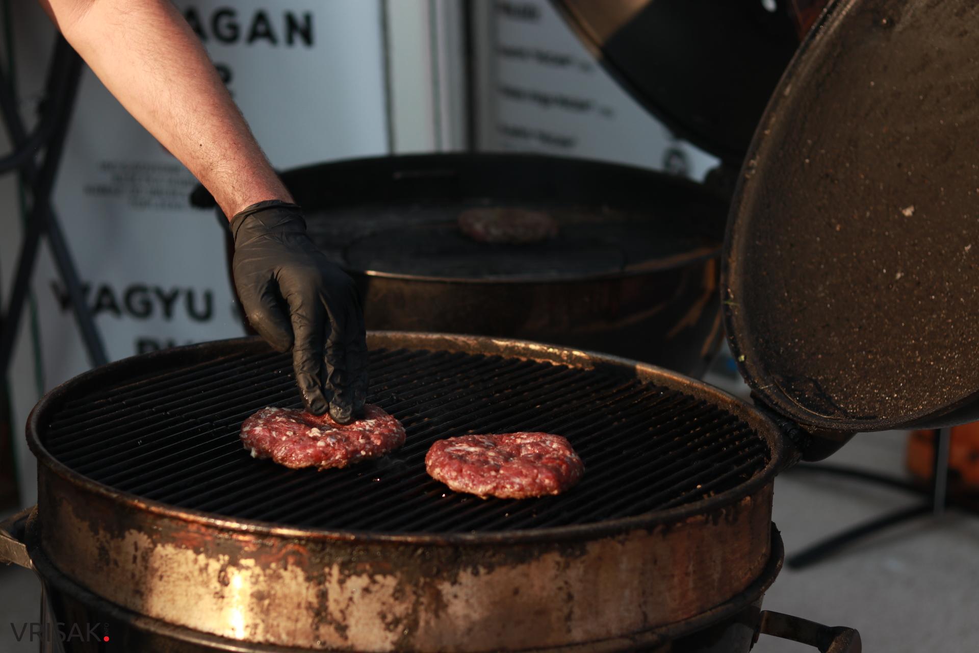 Street Food Fest prvu večer okupio veliki broj posjetitelja, donosimo fotografije