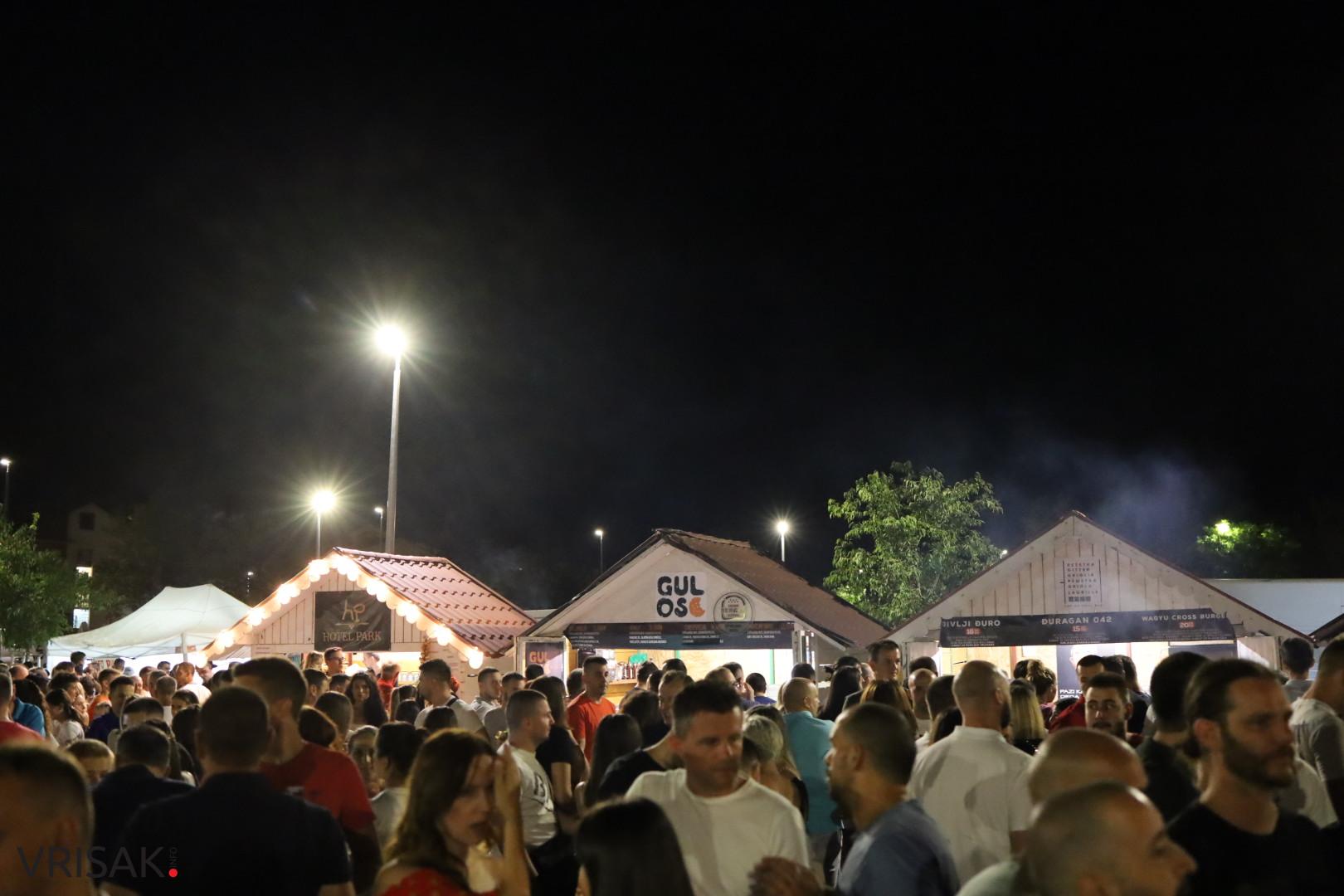 Odlična večer na SFF-u, publika uživala u nastupu Nene Belana i vrhunskoj hrani