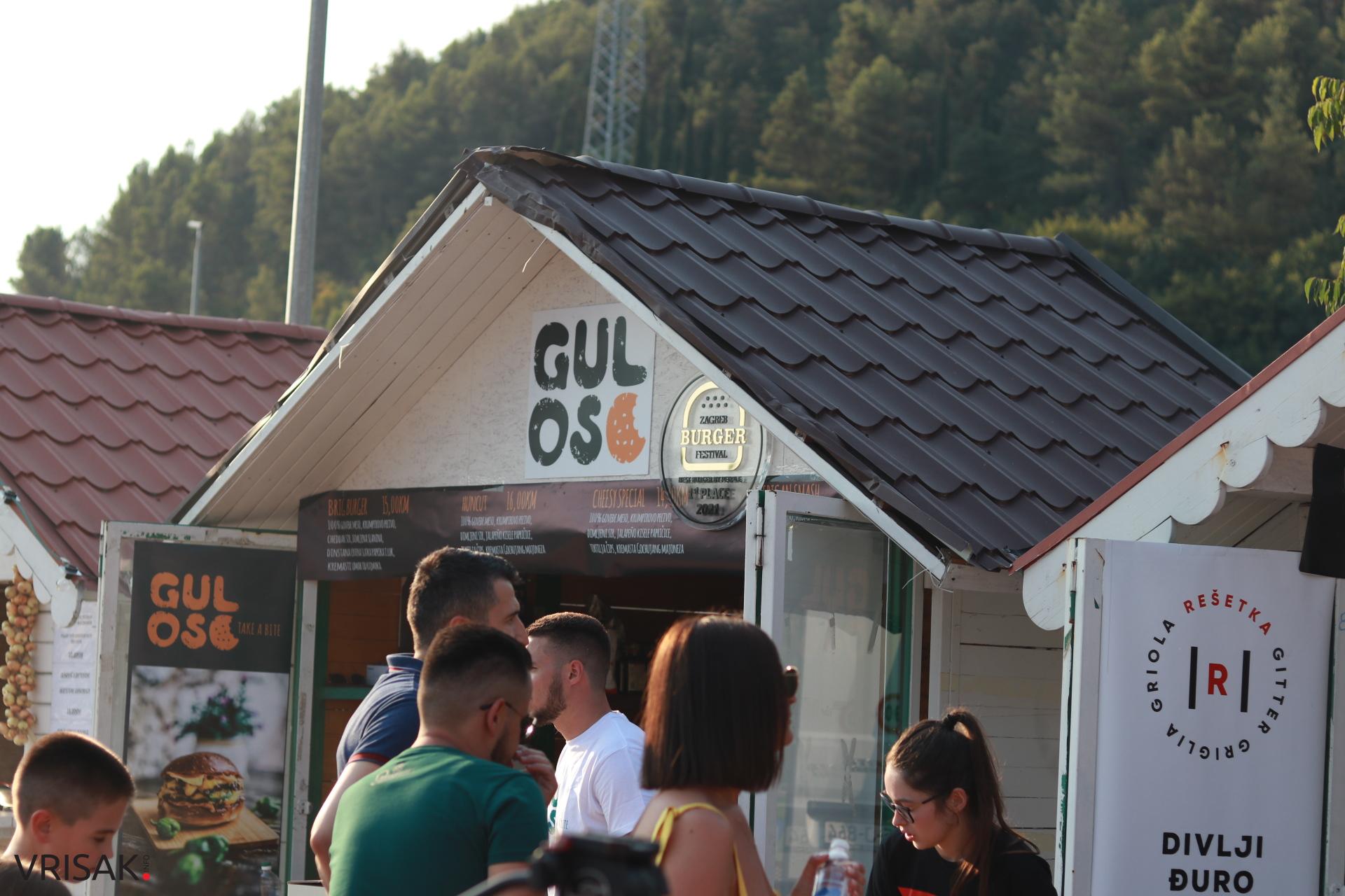 Street Food Fest prvu večer okupio veliki broj posjetitelja, donosimo fotografije