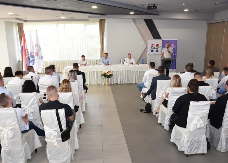 Predsjedništvo i Središnji odbor Mladeži HDZ BiH zasjedali u Čitluku