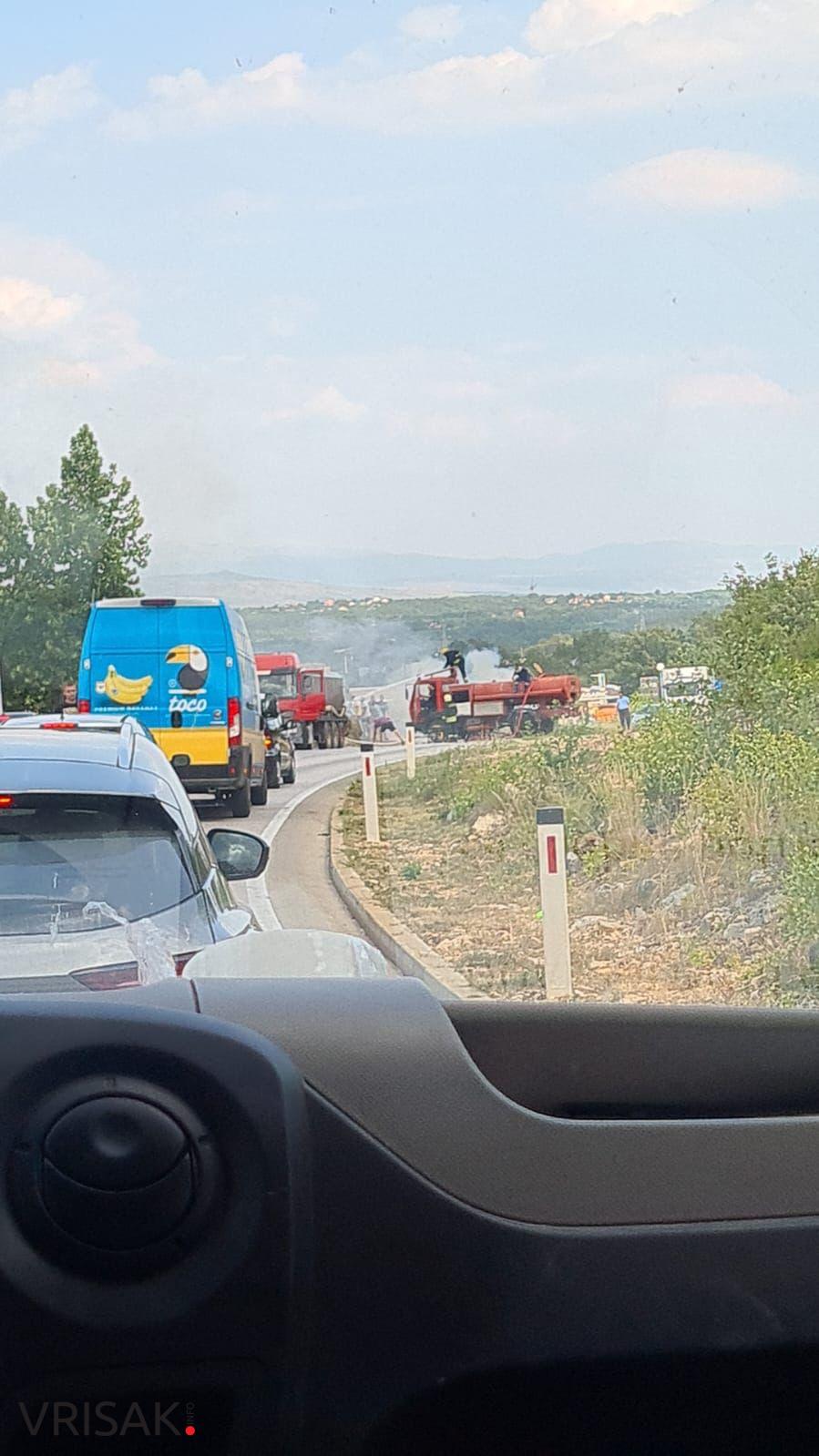 Široki Brijeg: Na Visokoj glavici se zapalio teret na kamionu