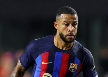 Newcastle zainteresiran za Depaya, Barca traži 20 milijuna eura