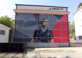 Mostar: Završen mural posvećen Luki Modriću