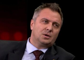 Predsjednik stranke predstavio kandidata za Predsjedništvo, par sati kasnije stigao demanti: “Pa on se uopće nije kandidirao”