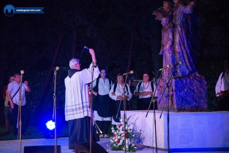 Otkriven spomenik ubijenim fratrima iz župe Međugorje