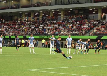 Zrinjski slavio protiv Tirane