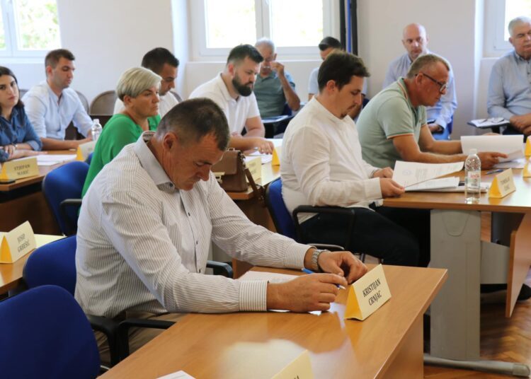 Gradsko vijeće: Usvojene Odluke o dodjeli javnog priznanja Zlatna plaketa «Grb Grada Širokog Brijega»