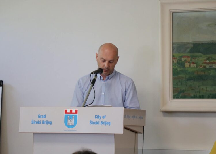 Gradsko vijeće: Usvojene Odluke o dodjeli javnog priznanja Zlatna plaketa «Grb Grada Širokog Brijega»