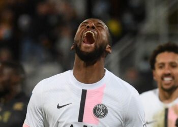 Wijnaldum napušta PSG i odlazi kod Mourinha