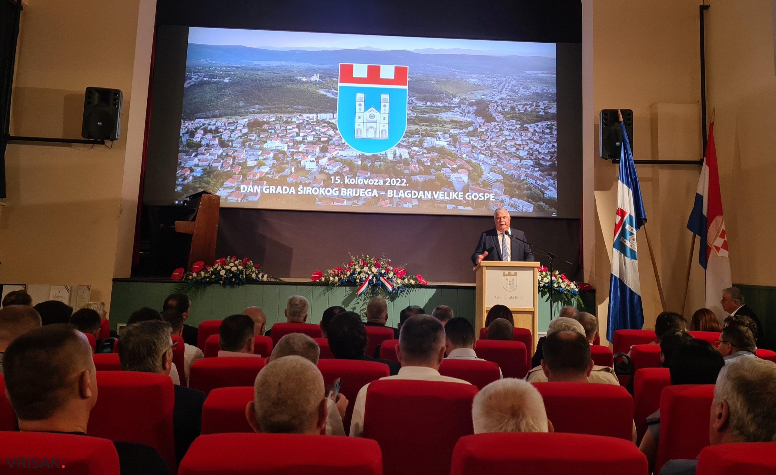 Čović na Danu Grada: Široki Brijeg važno središte institucija hrvatskog naroda