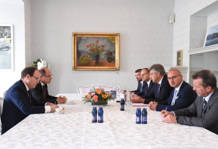 Plenković: Podupiremo Schmidtova nastojanja da BiH učini stabilnijom zemljom