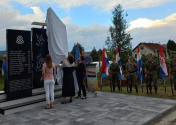 Među 12 ubijenih u Kiseljaku kod Žepča je 13-godišnja djevojčica, novorođenče od 16 dana korišteno kao živi štit