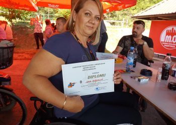 Ona je druga sam žena invalid na svijetu koja je ronila ispod leda