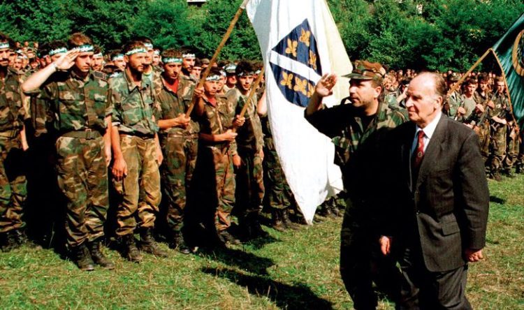 Alija Izetbegović: Šta ima Jevreja, šaka ljudi; Cigana ima više