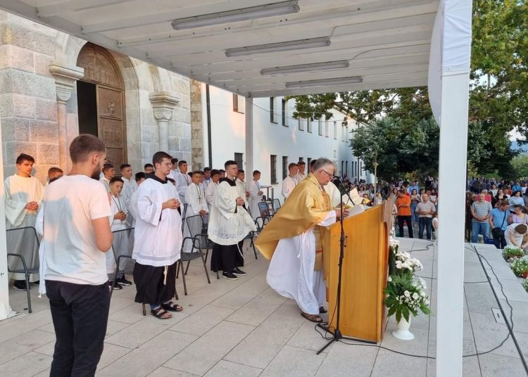 Započele Devetnice na Širokom Brijegu