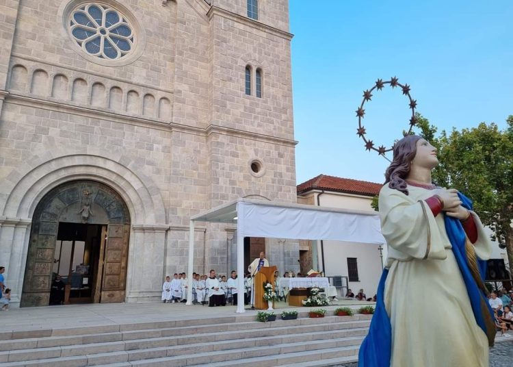 “Djeca – Božji dar” tema četvrte Devetnice na Širokom Brijegu
