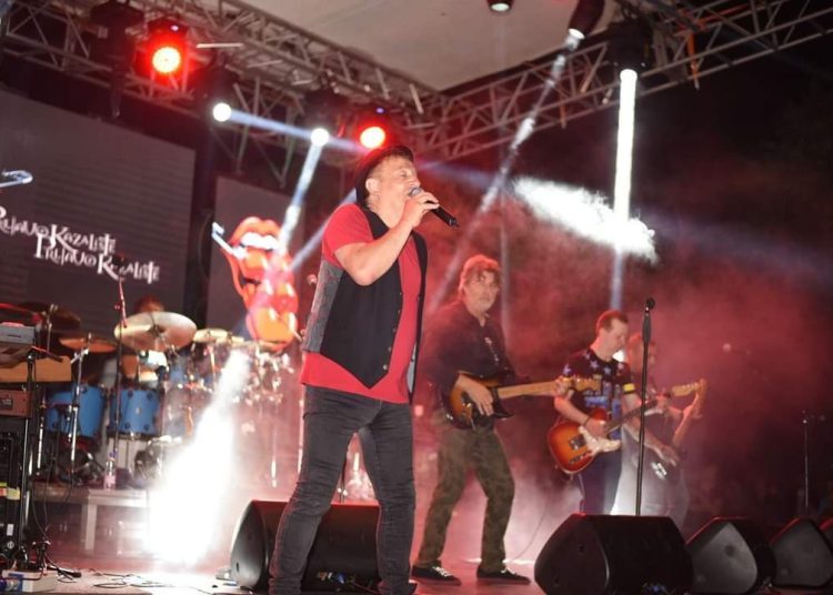 Prljavo kazalište zapalilo Posušje (FOTO)