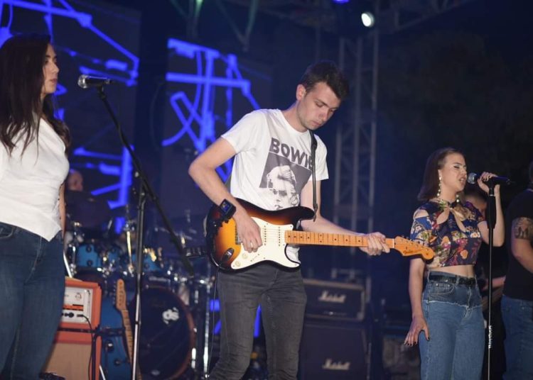 Prljavo kazalište zapalilo Posušje (FOTO)