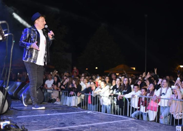 Prljavo kazalište zapalilo Posušje (FOTO)