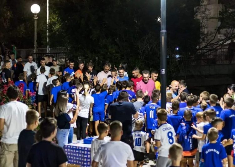 Druženje igrača Širokog s navijačima prošlo u odličnoj atmosferi