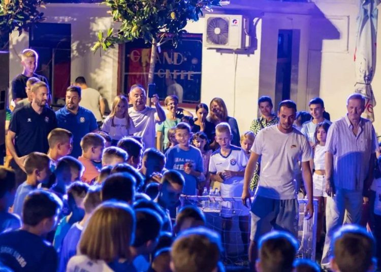 Druženje igrača Širokog s navijačima prošlo u odličnoj atmosferi