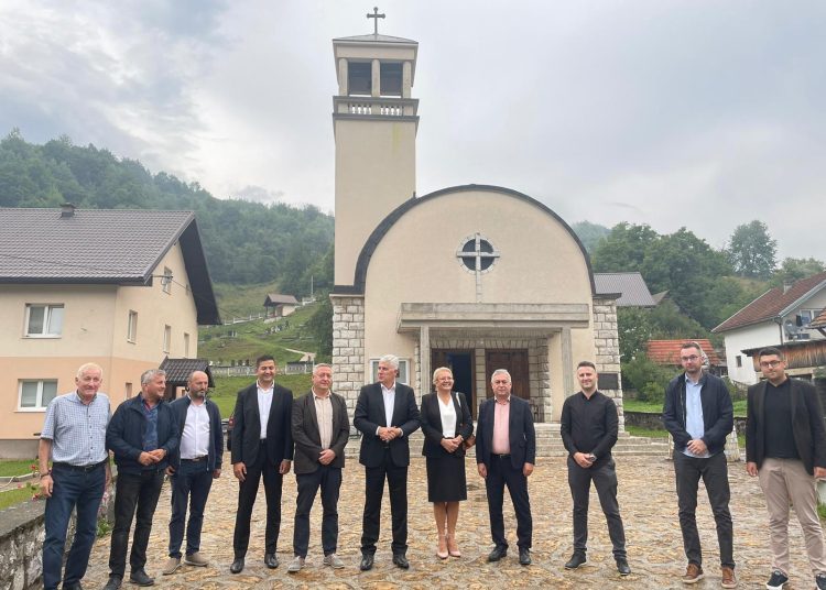 Čović u Fojnici: Siguran sam da će opći rezultat biti odličan