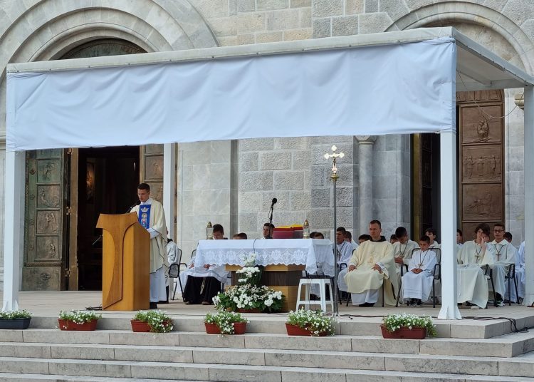 Široki Brijeg: Treća večer Devetnice