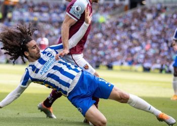 Cucurella novi igrač Chelseaja, Azpilicueta produžio ugovor