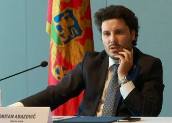 Abrazović: Šverceri cigareta me žele maknuti, povezani su sa smrću Ive Pukanića