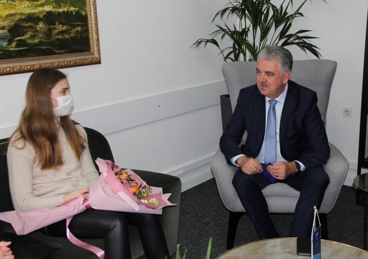 Nevenko Herceg uputio čestitku Lani Pudar