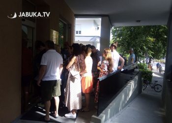 Gužve zbog jednokratne pomoći u HNŽ-u