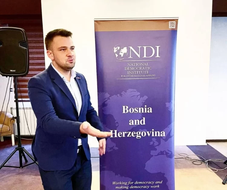 Turković se poziva na obespravljenost Židova i Roma, a upravo bošnjački predstavnici im “kradu” pozicije u Domu naroda PFBiH